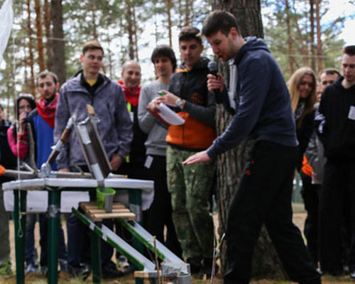 Teambuilding Chain Reaction